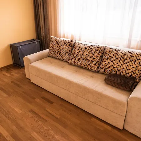 Lovely 2-bedroom With Spacious Open Area Апартаменты Клуж-Напока